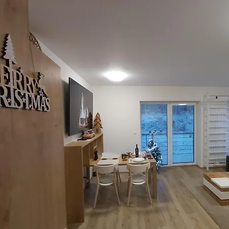 Apartment Vlci Nora